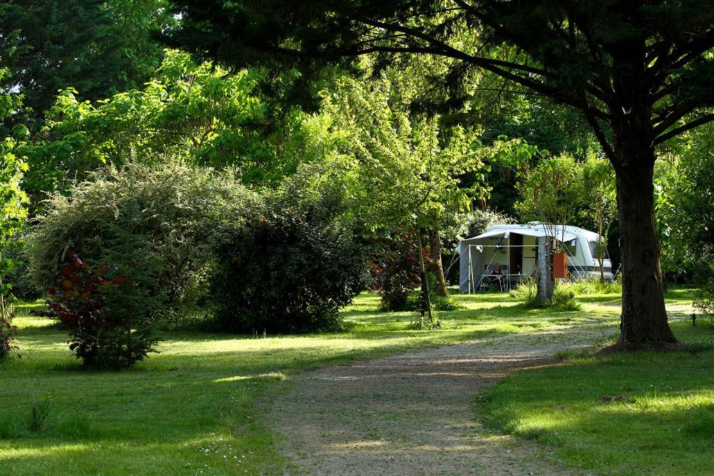 Camping Et Hotel Chateau Du Haget Montesquiou Экстерьер фото